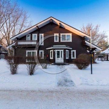 Продаж Будинку  5к 260м2 15 сот КМ Riverside Family Club Квіткова