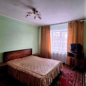 Оренда  2 х кімнатної квартири на Лісовому