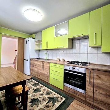 2-Х кімнатна квартира на вул.ГЕРОЇВ МАЙДАНУ( р-н Юність Буковини).