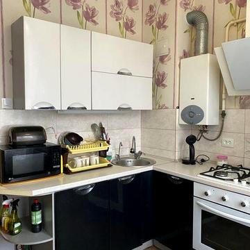 Квартира в аренду трикімнатна 5000грн