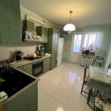 Оренда 3-к квартири Срібнокільська, 22 метро Осокорки