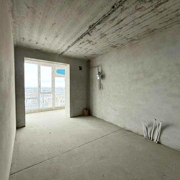 Видова 1-кімнатна квартира в центрі з індивідуальним опаленням