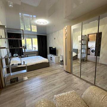 Здам 1 кімнатну квартиру з хорошим ремонтомн