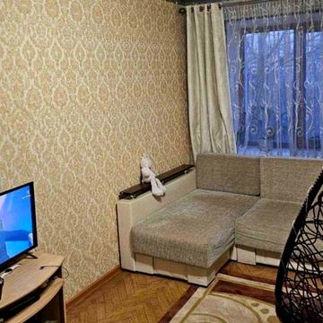 Продам 2к квартиру в Південо-Західному районі