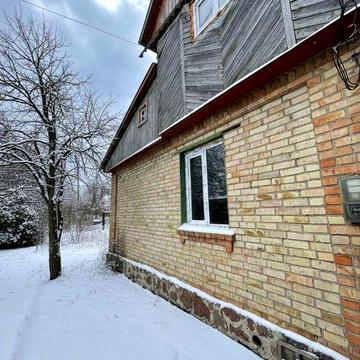 Будинок в м. Буча, вул. Набережна, біля озера.