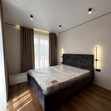 Квартира з сучасним ремонтом! Газ! Без комісії!