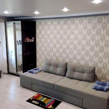 Сдам 1к  комн комнатную кв-ру  7000