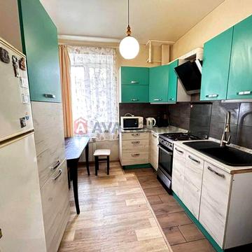 Трикімнатна квартира в Шевченківському районі