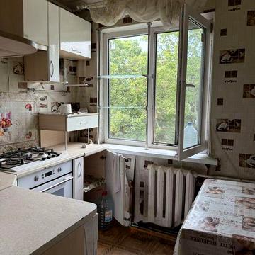 Продам 2 кімнатну на Черемушках