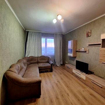 Без комісії. Продаємо 1 кімнатну квартиру вул. Білогородська 51.