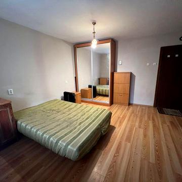 Власник ! продаю квартиру!