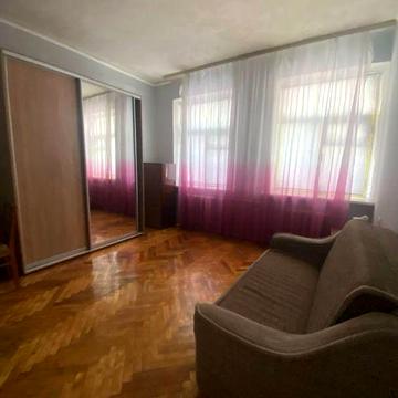 Оренда 1к кв-ри на Печерську, Фортечний Тупік  7 Поруч 2 станціі метро