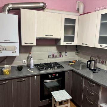 Здам 1к.кв.вул.Руденка,р-н.паспортного столу.Повністю облаштов.