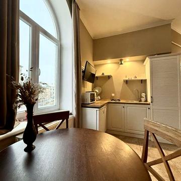 Оренда 1-кім квартири в центрі міста на площі Соборній-ТЦ Роксолана