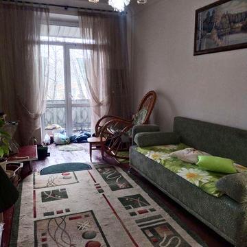 Продам 2 х комнатную квартиру  старый Центр