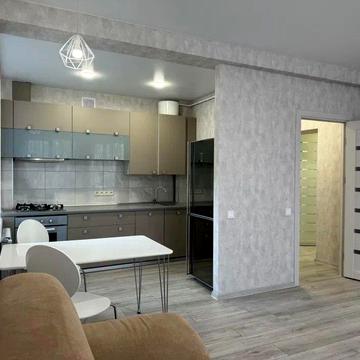 Продам 2х сталинка,новый ремонт, м.Холодная гора, ул.Полтавский шлях