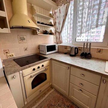 Оренда! вулиця Григорія Ващенка, 3 (Позняки/Осокорки). Генератор! 1К