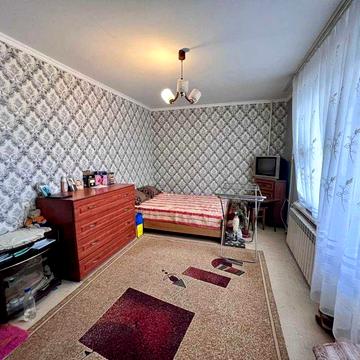 Продам 1 комнатную квартиру ул. Товарищеская