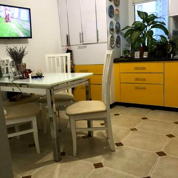 Щаслива вул., 5