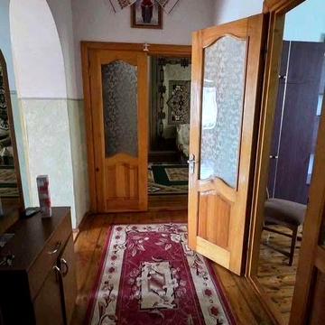 3-х кімнатна квартира по вул. Грушевського