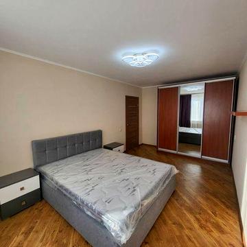 Здається чудова 3 кімната квартира район Замостя.