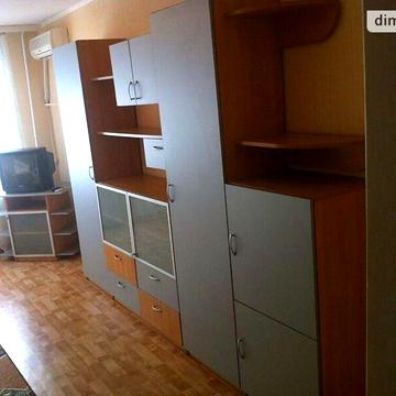 Довгострокова оренда 2к Квартира Набережна Перемоги вулиця