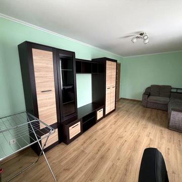 Оренда, 2 кім. Центр. 69 м2, 330$