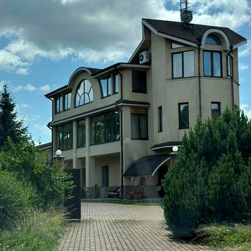 Богатирська вул.