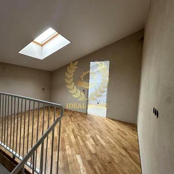 Продаж дворівневої, 2к. кваритири, м. Сирець