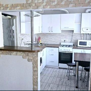 Здам 2-х кімнатну квартиру,  Центр міста!