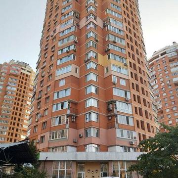 Троєщина. ОРЕНДА 3-і квартири 109 кв.м., 4 поверх. Вул. Цвітаєвоі 11.