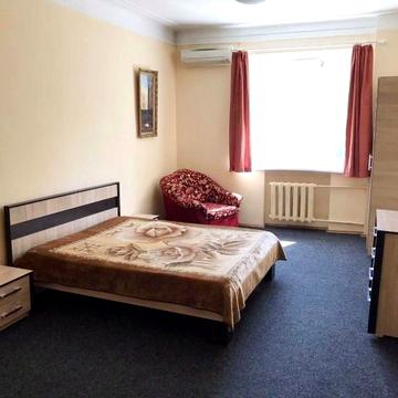 Загорівська вул. (Багговутівська), 30