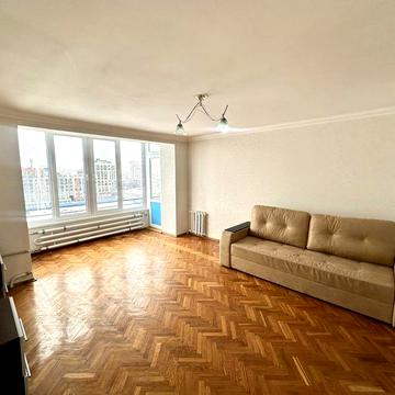 Простора 3 кімнатна квартира на оренду