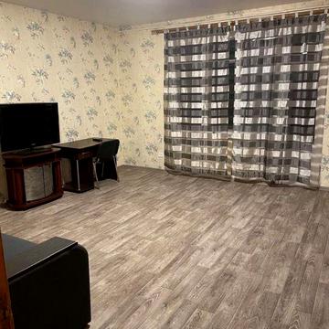 Продам 2х.кв. 5/5 в центре Харькова