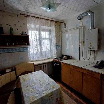 Оренда теплої 2к біля метро Бот,Сад