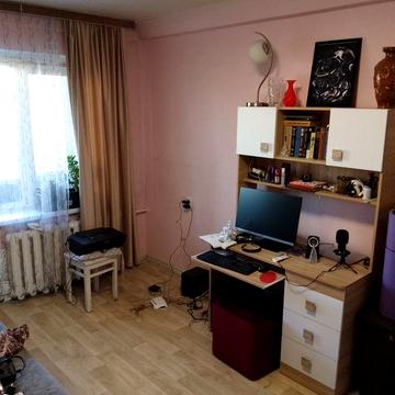 Продам однокімнатну квартиру на Райдужному в Києві