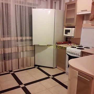 Набережна Перемоги вул., 124