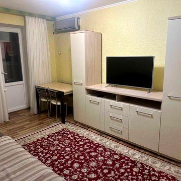 Сдам в аренду 2 комнатную квартиру на Тополе 2