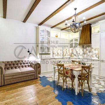 Аренда дизайнерской 3-комнатной квартиры в Бульвар Фонтанов 8 этаж