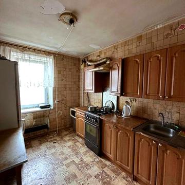 Продам 4-х кімнатну квартиру в ЦЕНТРІ міста!