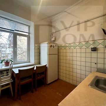 Долгосрочная  аренда проспект Шевченко , Сталинка