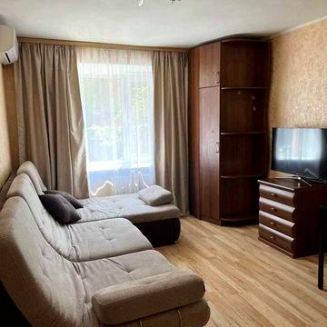 1 к квартира, цегляний будинок. р-н Центр