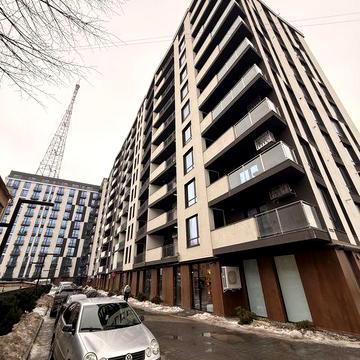 Перша оренда! Центр міста вид на Ратушу