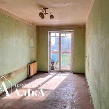 В продажі 3-кімнатна квартира