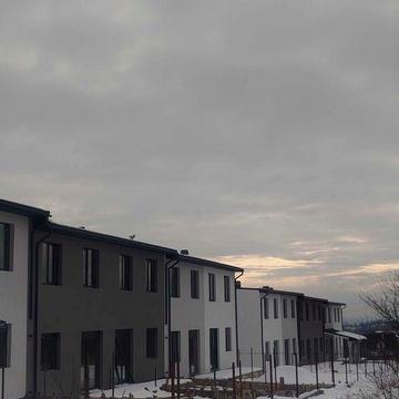 Цегляний будинок таунхаус 144 м² ,1,62 ст (ГАЗ)гараж всі міск комуніка