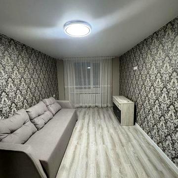 Продам однокомнатную квартиру с ремонтом на площади Мира , 1 этаж!!!