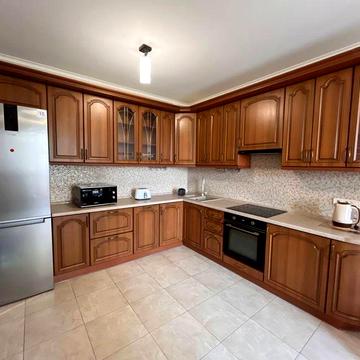 Оренда просторої 2-кімнатної квартири в ЖК «Лебединий»