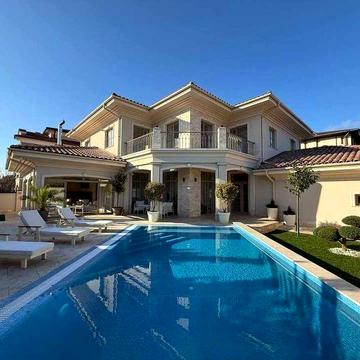 Новый премиальный дом в Совиньоне, Одесса. 330 м². Бассейн. Автономия.