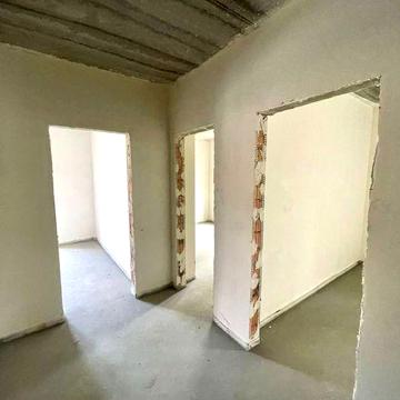 2к квартира, ЗАТИШНА локація. На ГАЗУ!Клубний будинок. Без комісії!