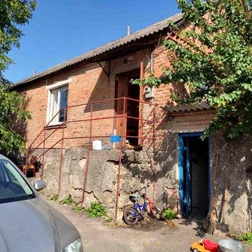 Будинок у центрі Чуднова